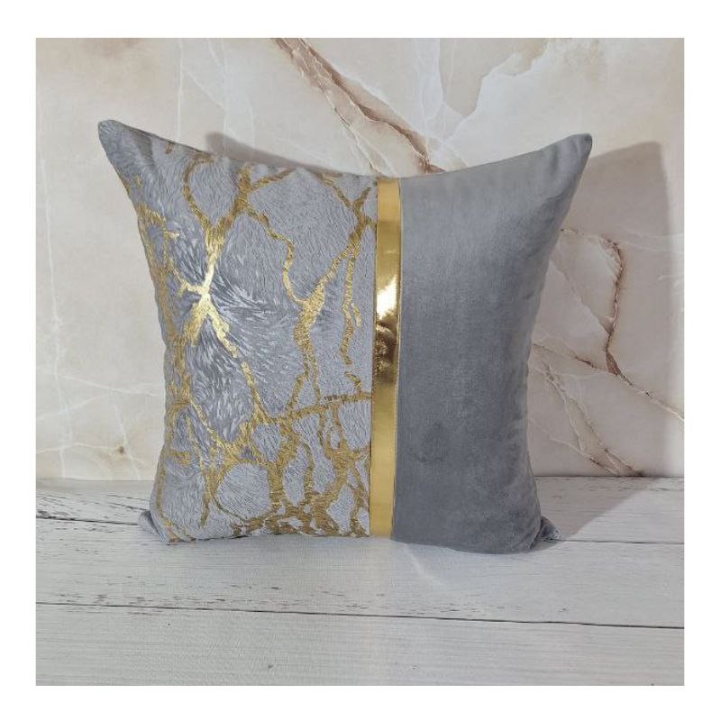 کاور کوسن طرح طلاکوب برجسته مدل kvcn79